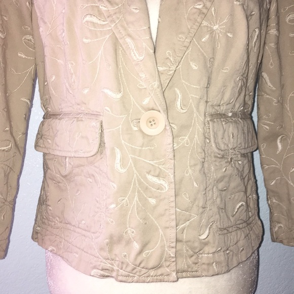 Tan Embroidered Blazer 10PE - Picture 3 of 6